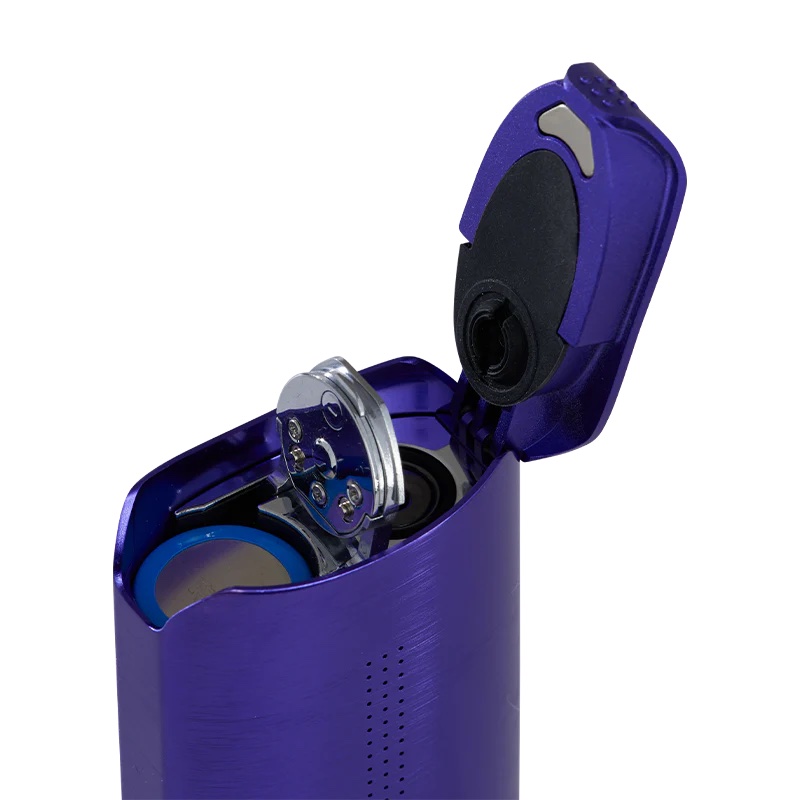 DaVinci IQ3 battery compartment open