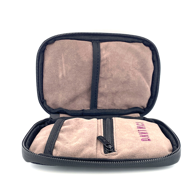 DaVinci soft carry case open interior