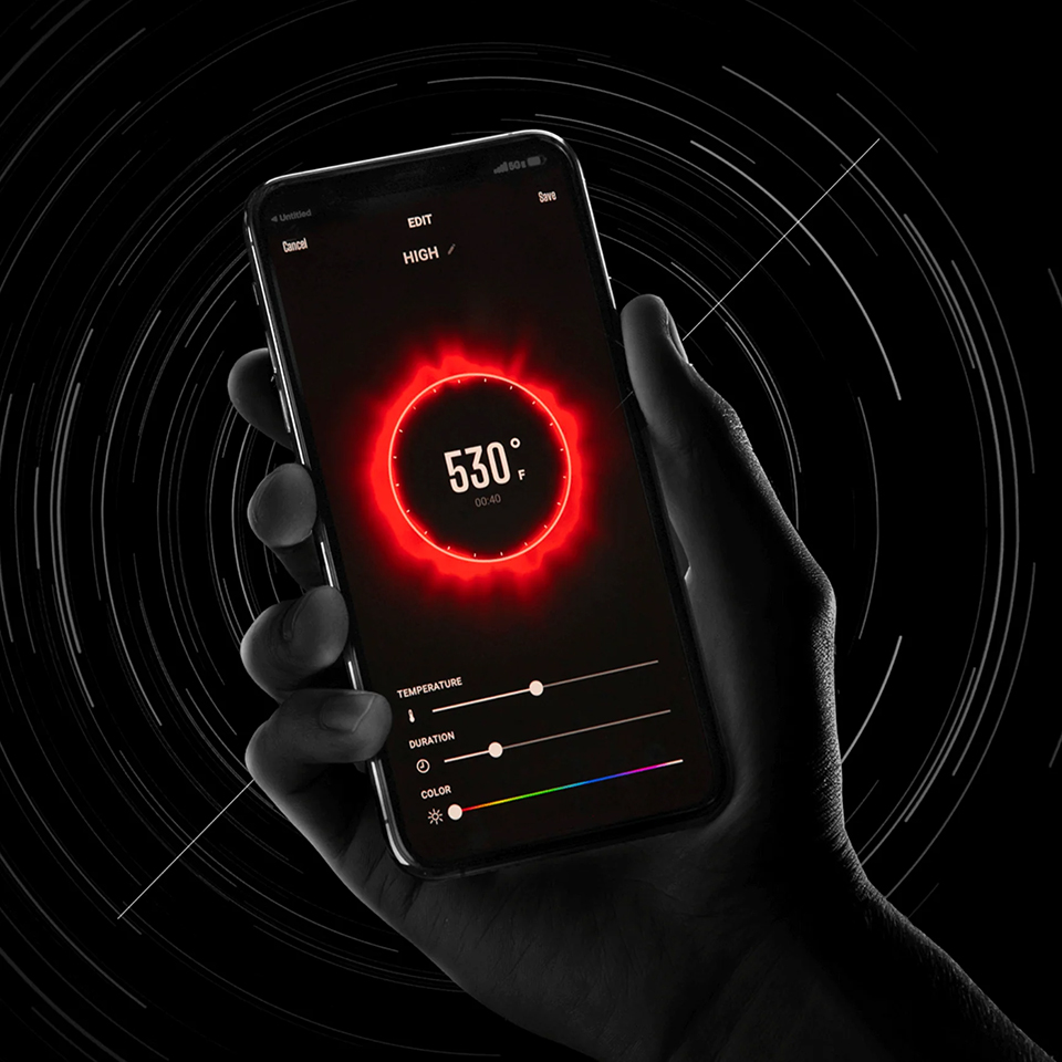 Puffco Peak Pro connected to smartphone app