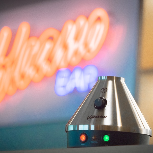 Storz & Bickel Volcano Classic in home setting with balloon vapour system