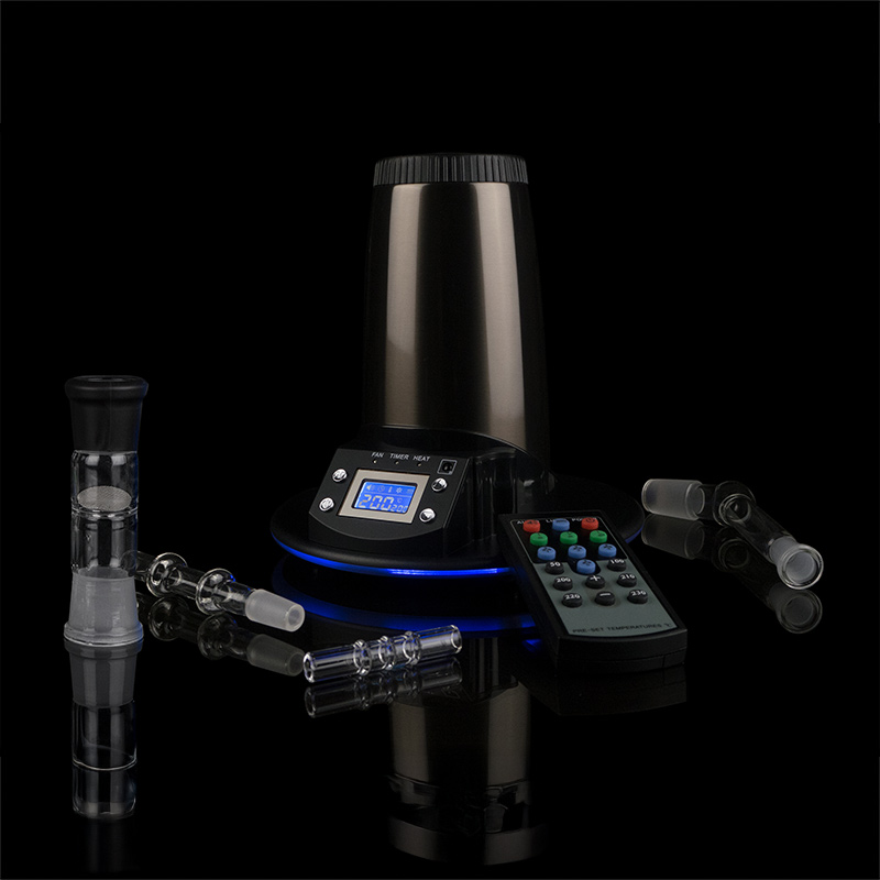 arizer extreme q with accessories black background