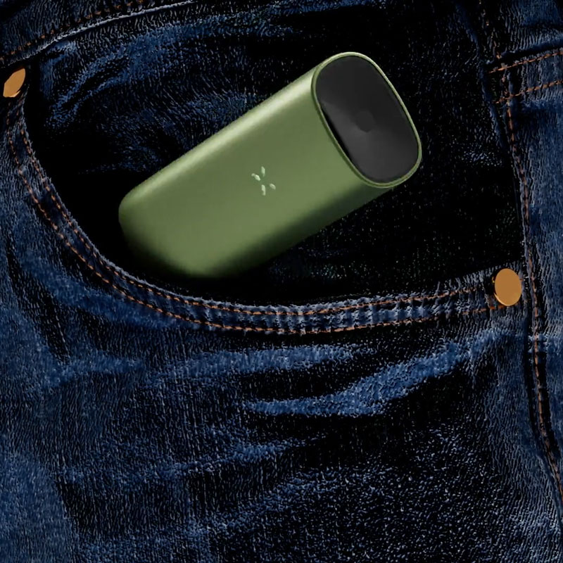 Pax Mini 2 in jeans pocket