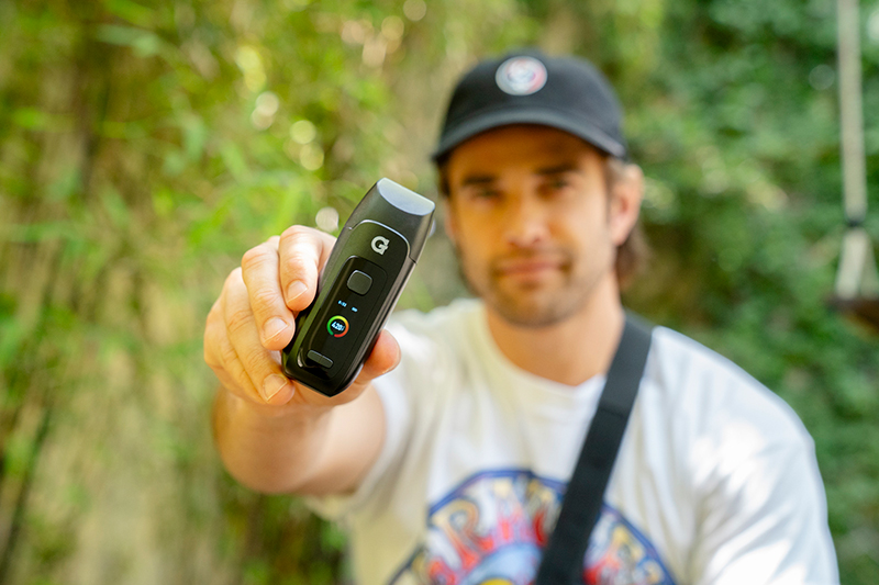 G Pen Dash Plus portable dry herb vaporizer with titanium chamber
